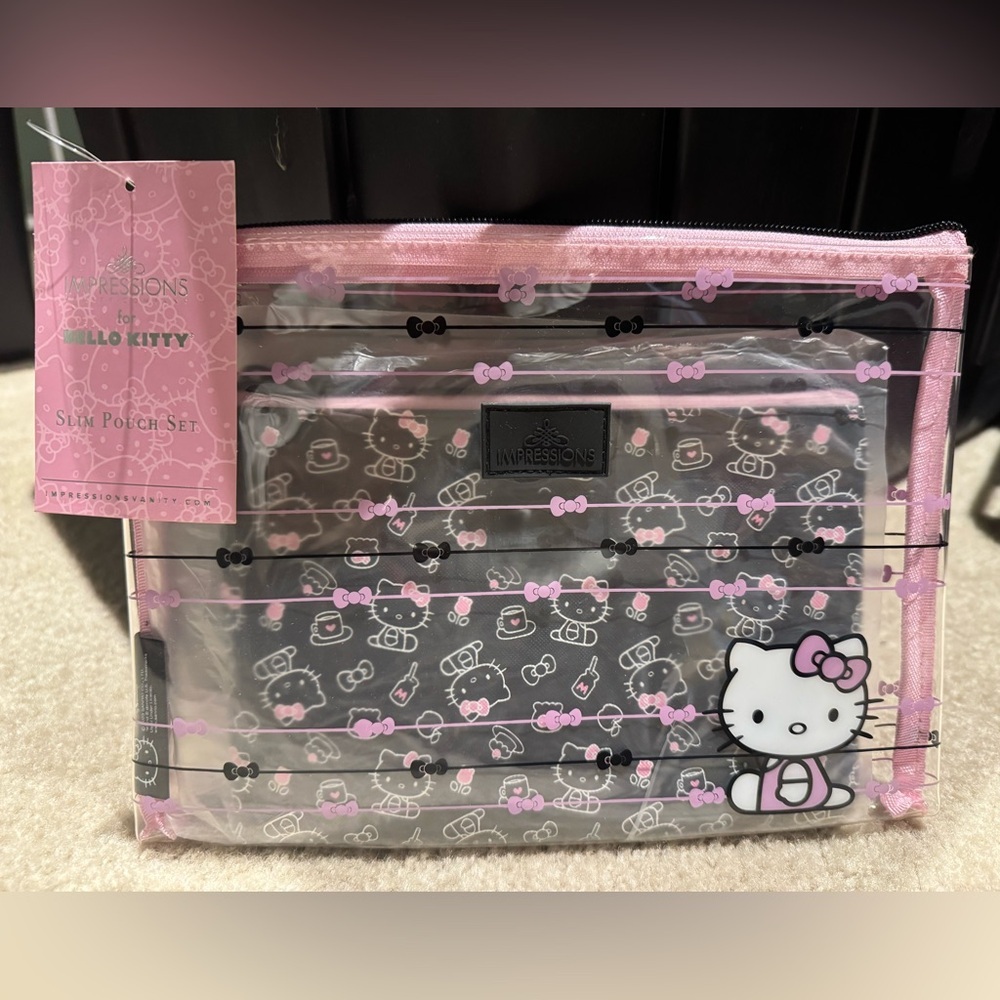 🚫SOLD🚫 Hello Kitty Cosmetic Pouch Set - Pair of 2 Slim Pouches - Picture 2 of 6